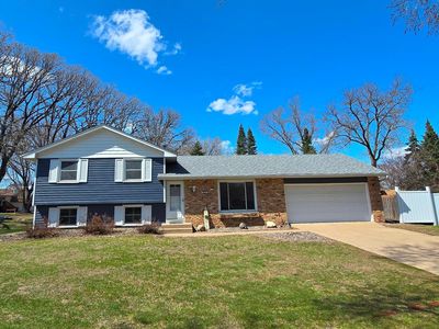 10146 Verdin Cir NW, Coon Rapids, MN, 55433