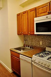 Rented by Concept Real Estate Group