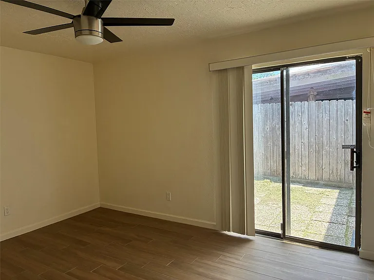 6401 Deihl Rd #1011 — Photo 12