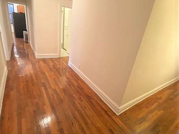 5th image of 26-80 30th St #B