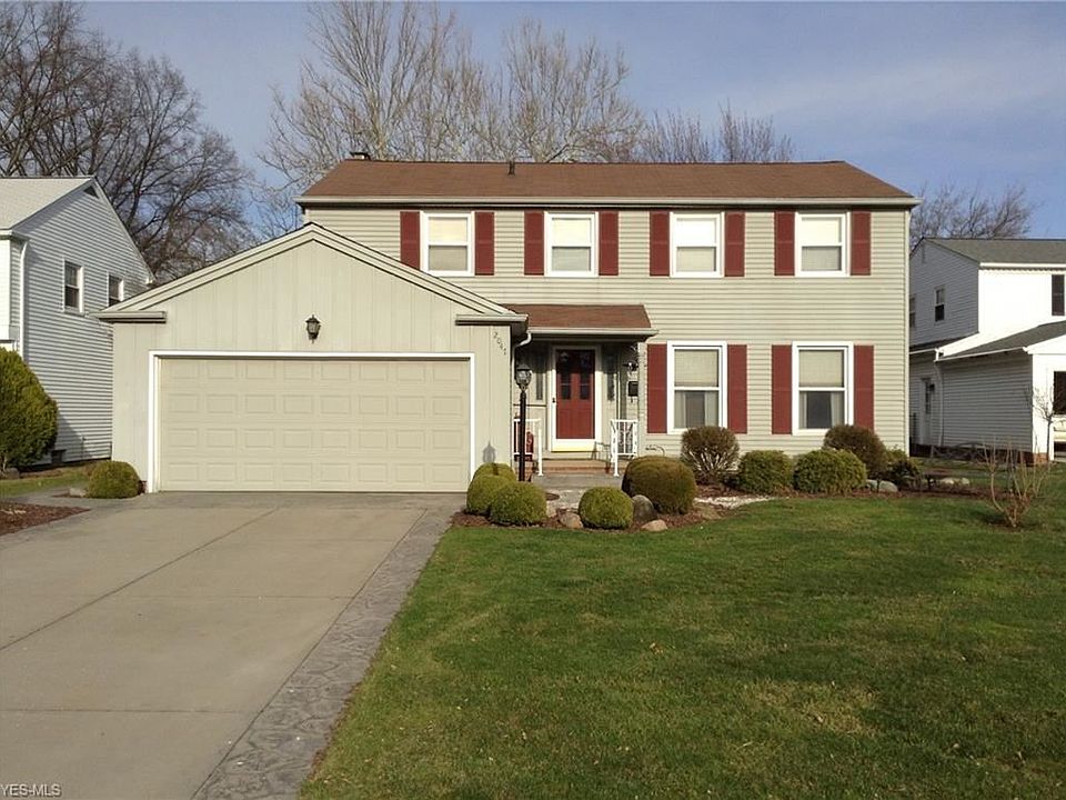 1st image of 2047 Magnolia Dr