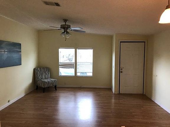 3rd image of 5780 Axminster Dr
