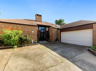 7718 Hopewell Ln, Houston, TX 77071