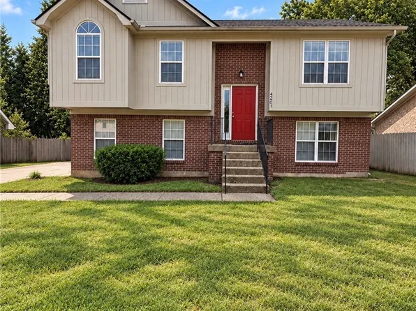 4207 Glenbrook W, New Albany, IN 47150