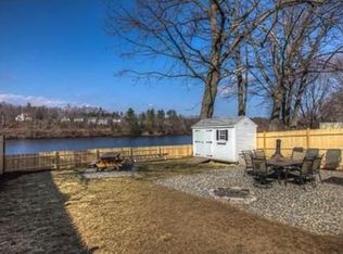 162 River Rd, Lowell, MA 01852