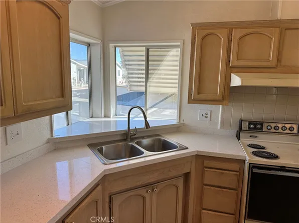 1010 Terrace Rd Space 127, San Bernardino, CA 92410