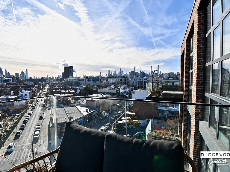 11-16 Main Ave #PHHB — Photo 9