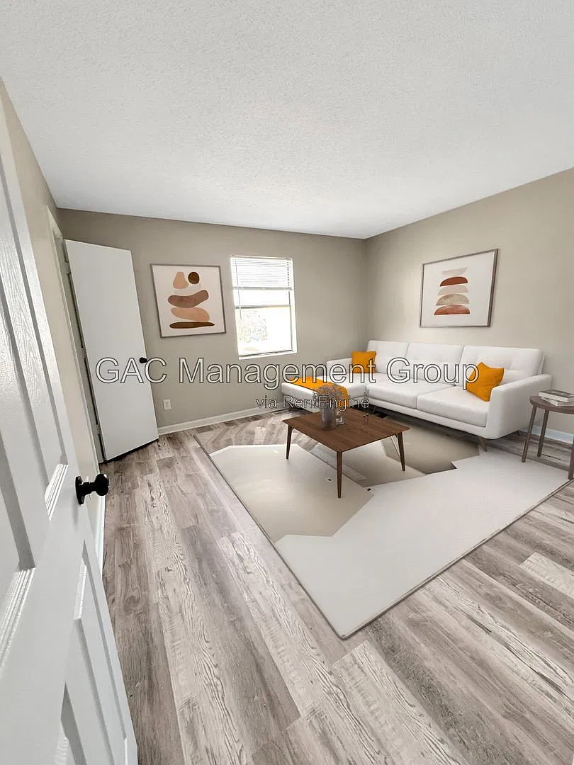 2 bed, 1.5 bath, 1050 sqft, $1,300 — Photo 3