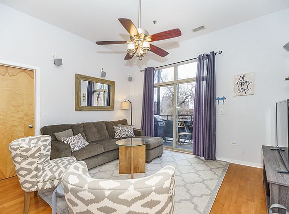 5th image of 2915 N Clybourn Ave Unit 217