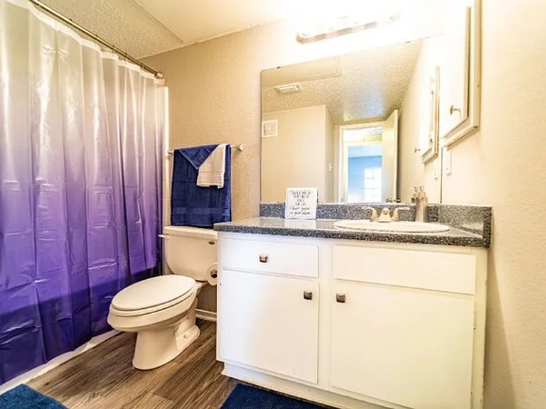 Bromley Granbury — Photo 7