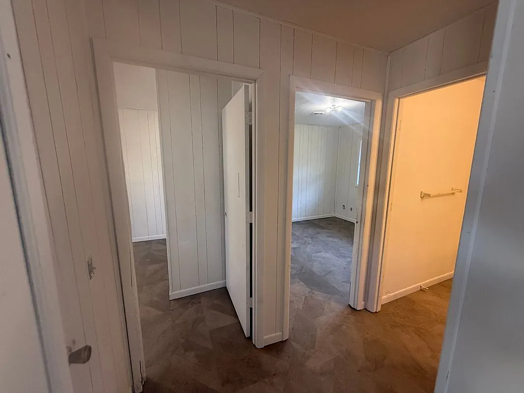 2 bed, 1.0 bath, 800 sqft, $900 — Photo 4