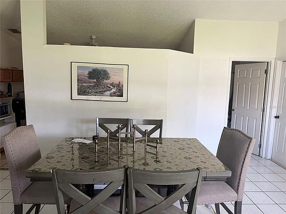 3rd image of 1127 GARDANNE COURT
