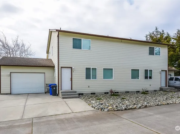 1417 NW Elwha Street, Oak Harbor, WA 98277