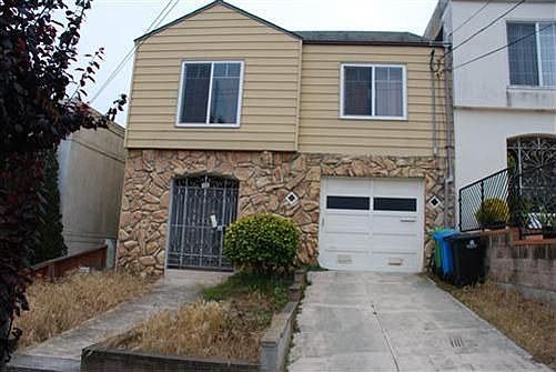 1st image of 374 Vernon St