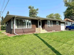 4 3rd Ave NW, Towner, ND 58788