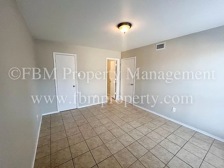 1401 Old Bardwell Rd #B — Photo 15