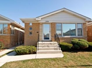 7539 N Osceola Ave, Chicago, IL