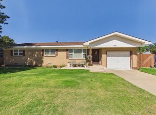 1502 S Indiana St, Perryton, TX 79070