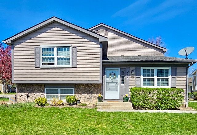 1st image of 425 Tanglewood Ct