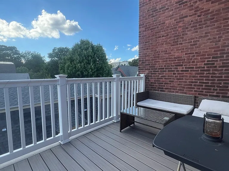 156 Harvard St #8 — Photo 5