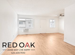 18416 Halsted St APT 213, Northridge, CA 91325