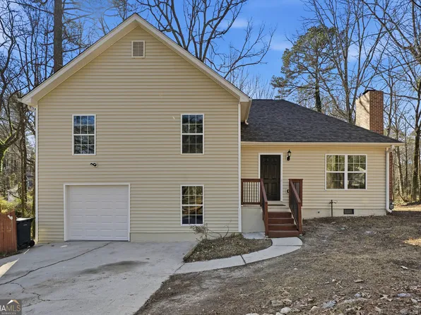 2151 Grayfield Dr, Grayson, GA 30017