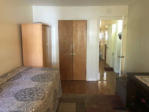 4th image of 1109 E 93rd St Floor 1-301-301