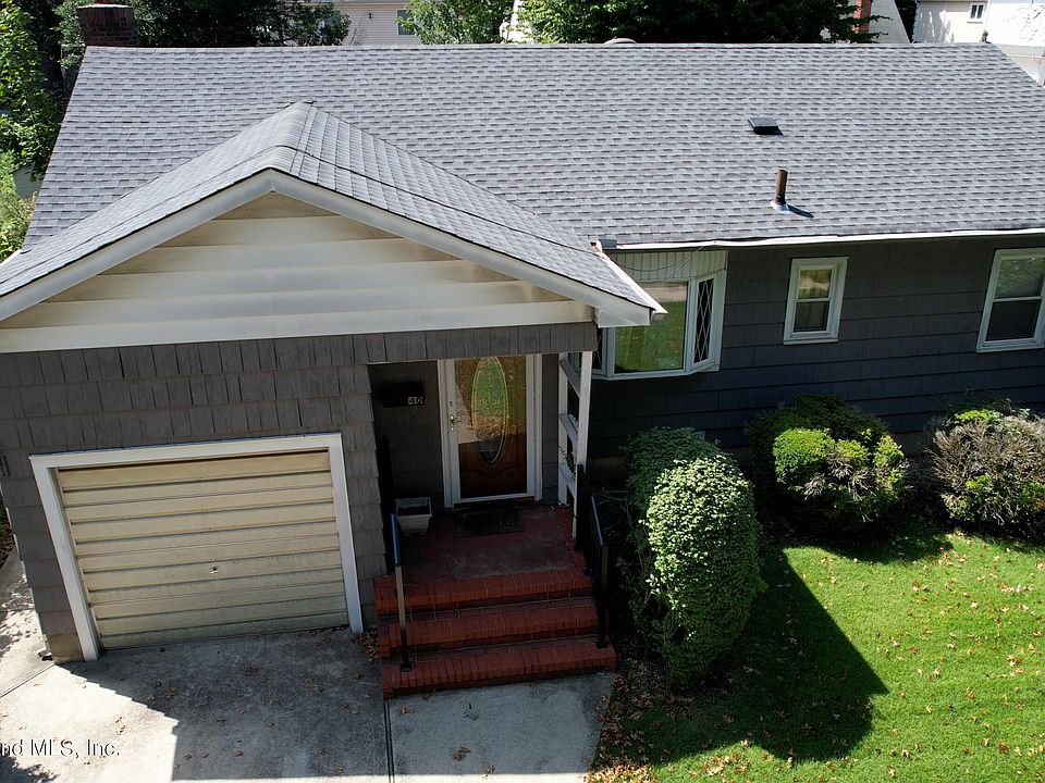 2nd image of 40 Collfield Ave
