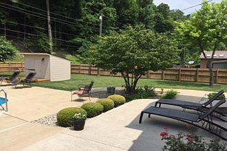 4th image of 212 Cedar Hills Dr