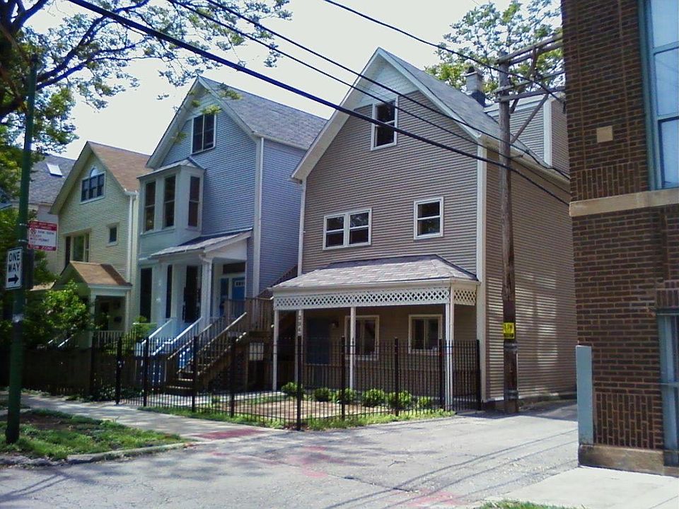 1st image of 3942 N Hermitage Ave #2