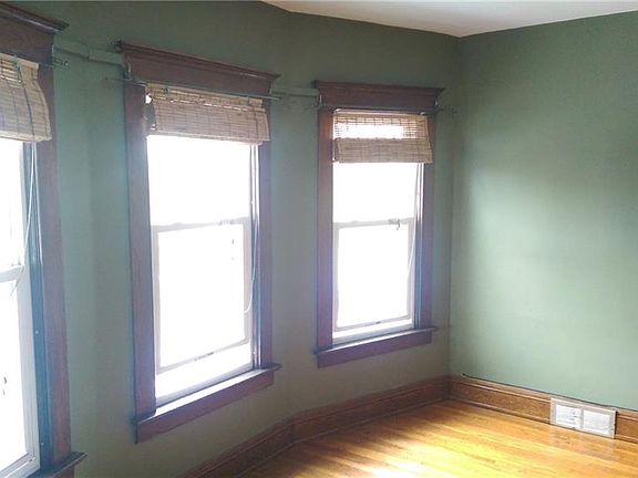4th image of 55 Virgil Ave