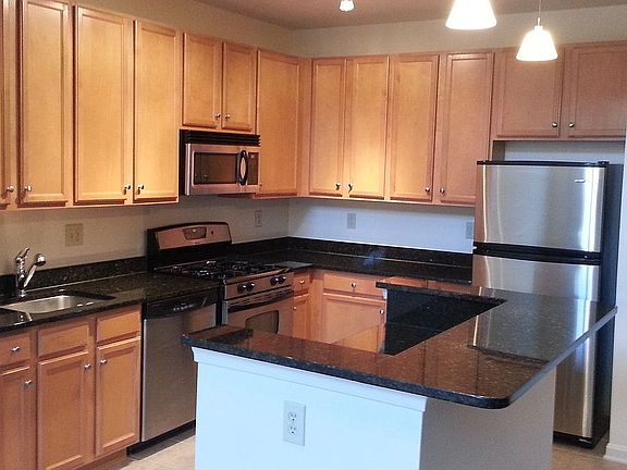 3rd image of 2665 Prosperity Ave APT 448