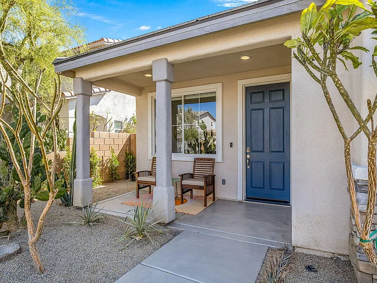 48584 Anastacia Ct — Photo 38