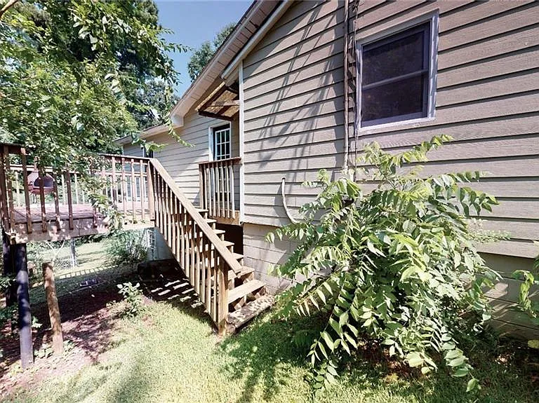 1674 Beacon Hill Blvd — Photo 16