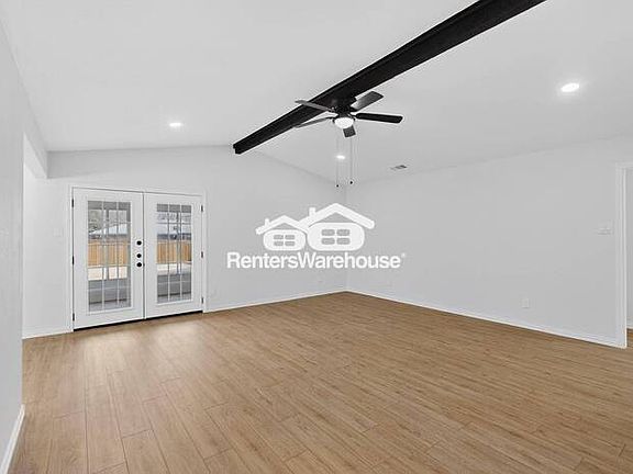 4th image of 3021 Princeton Dr