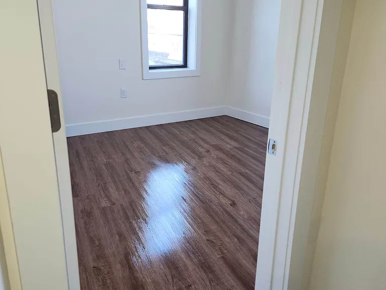 80-45 Kew Gardens Rd #212 — Photo 3