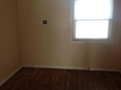 4th image of 254 Forest Ave #2