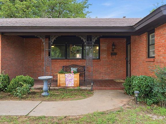 3rd image of 3208 53rd St
