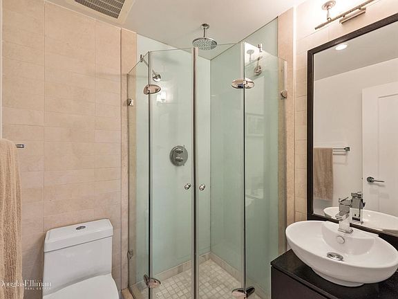 5th image of 343 4th Ave APT 10H