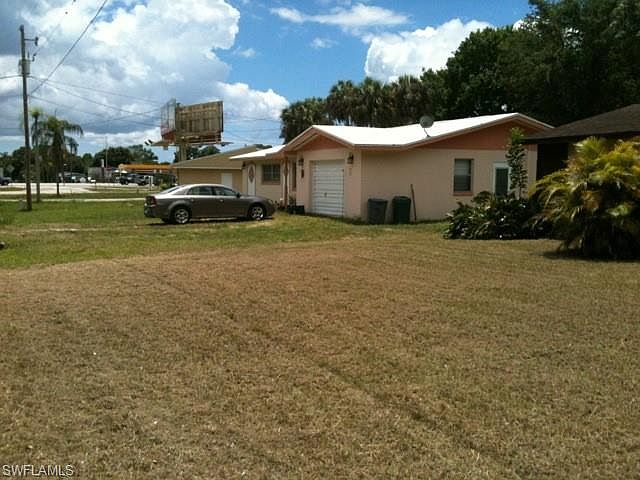 2nd image of 1819 Magnolia Dr