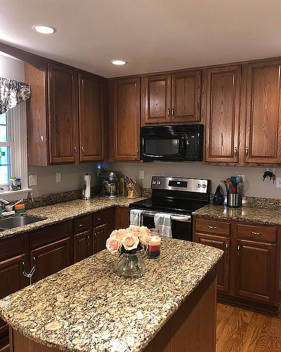 1st image of 5711 Bradington Ct