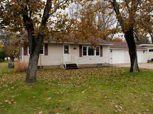 1441 Wis River Dr, Port Edwards, WI 54469