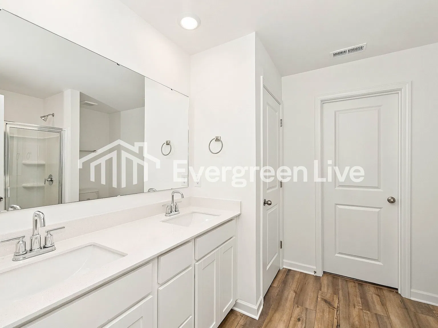 5 bed, 3.0 bath, 2578 sqft, $2,110 — Photo 4