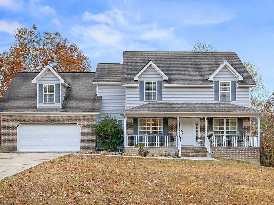 1st image of 55 Elaine Dr
