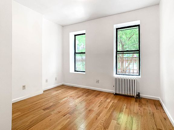 5th image of 249 E 77th St #2F