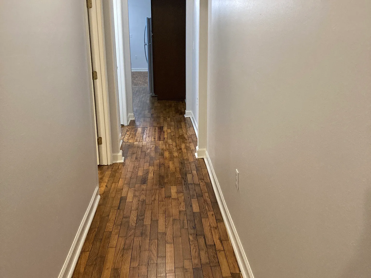 2 bed, 850 sqft, $1,300 — Photo 3