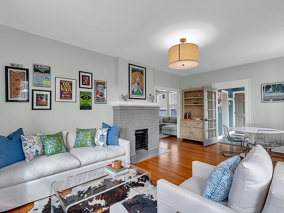 4th image of 32 Keowee Ave