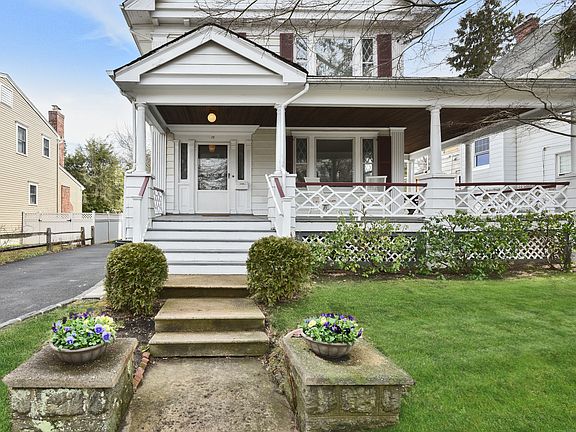 3rd image of 15 Forest Park Ave