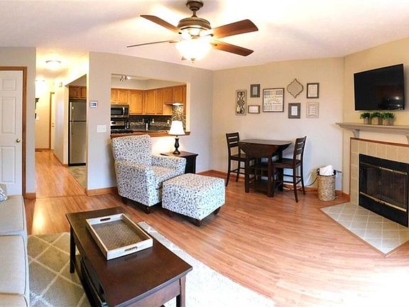 5th image of 4245 Rolling Hills Dr