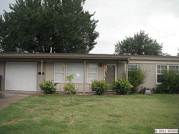 2nd image of 1001 N Cedar St